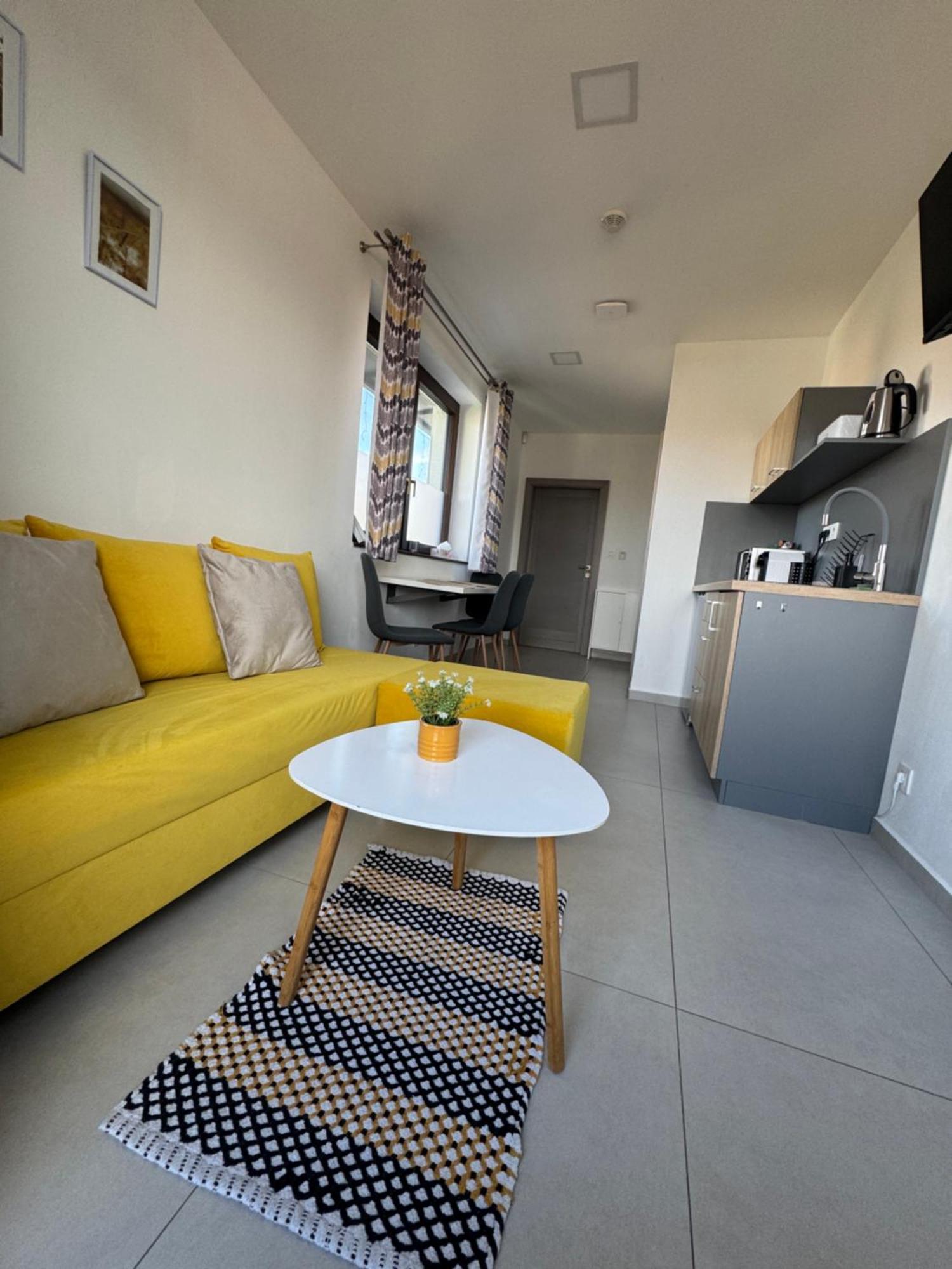 Apartmany Tamka Vrbov Exterior photo